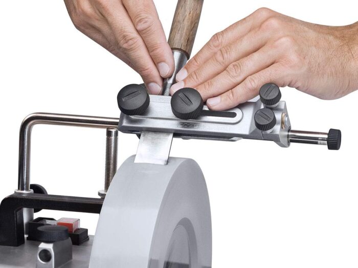 Tormek SE-77 Square Edge Jig - Innovative Jig For Sharpening Wood Chisels and Plane Blades / Irons - Image 2